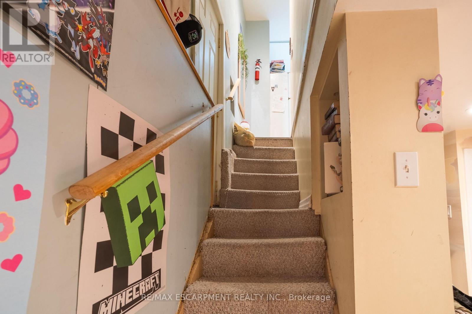 175 Burris Street, Hamilton, ON - Indoor Photo Showing Other Room