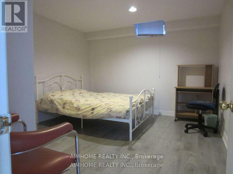 33 Townley Avenue, Markham, ON - Indoor Photo Showing Bedroom