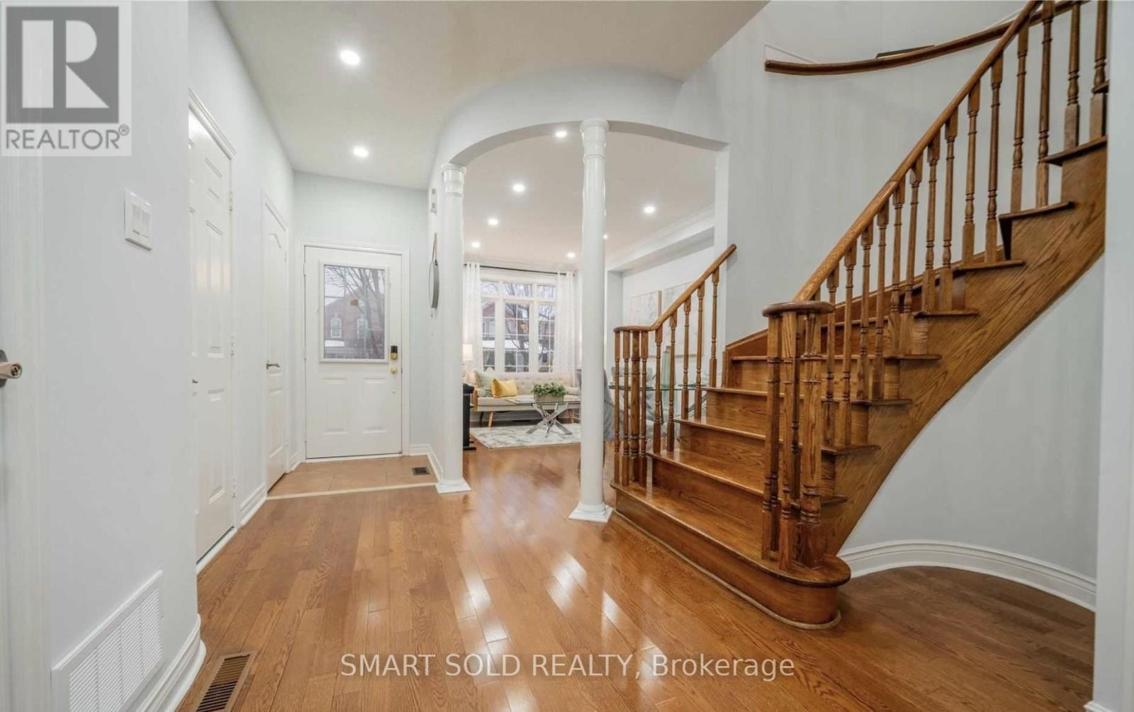 111 Park Place Drive, Markham, ON - Indoor Photo Showing Other Room