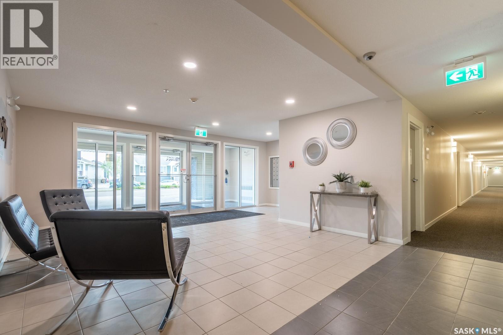 2320 5500 Mitchinson Way, Regina, SK - Indoor Photo Showing Other Room