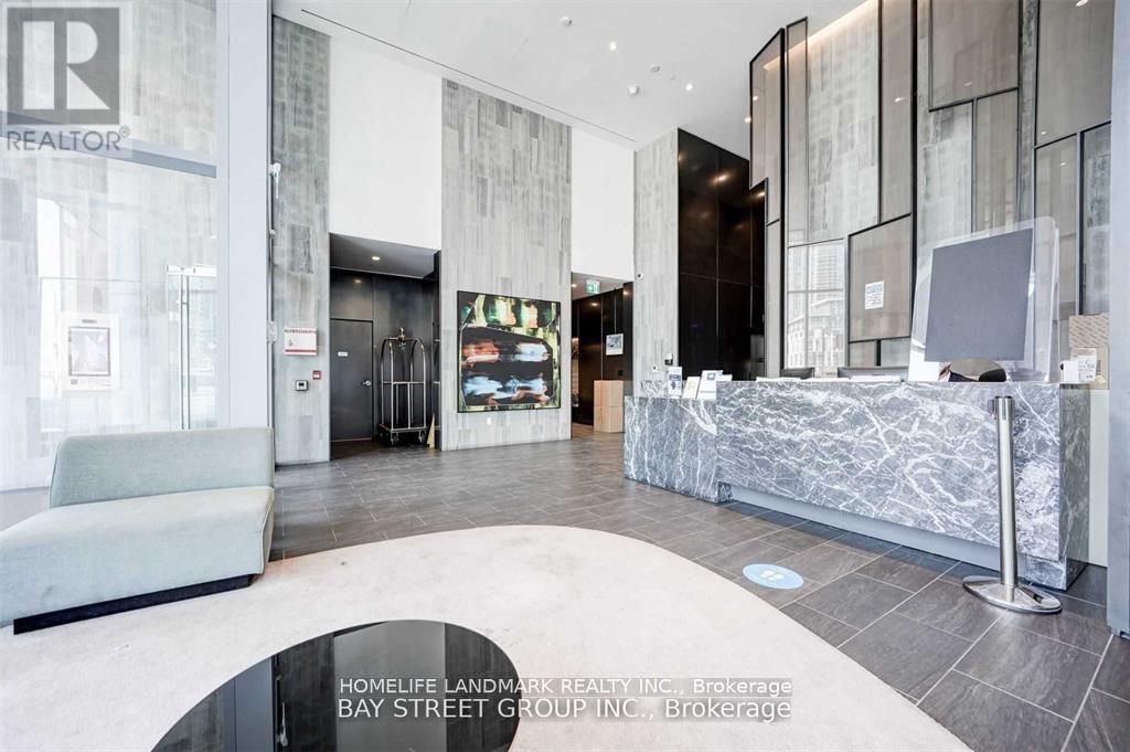 1113 - 27 Bathurst Street, Toronto, ON - Indoor