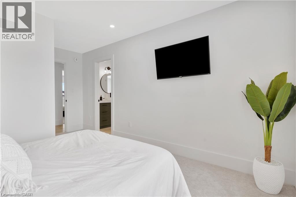 Lot 1 Avery Place, Milverton, ON - Indoor Photo Showing Bedroom