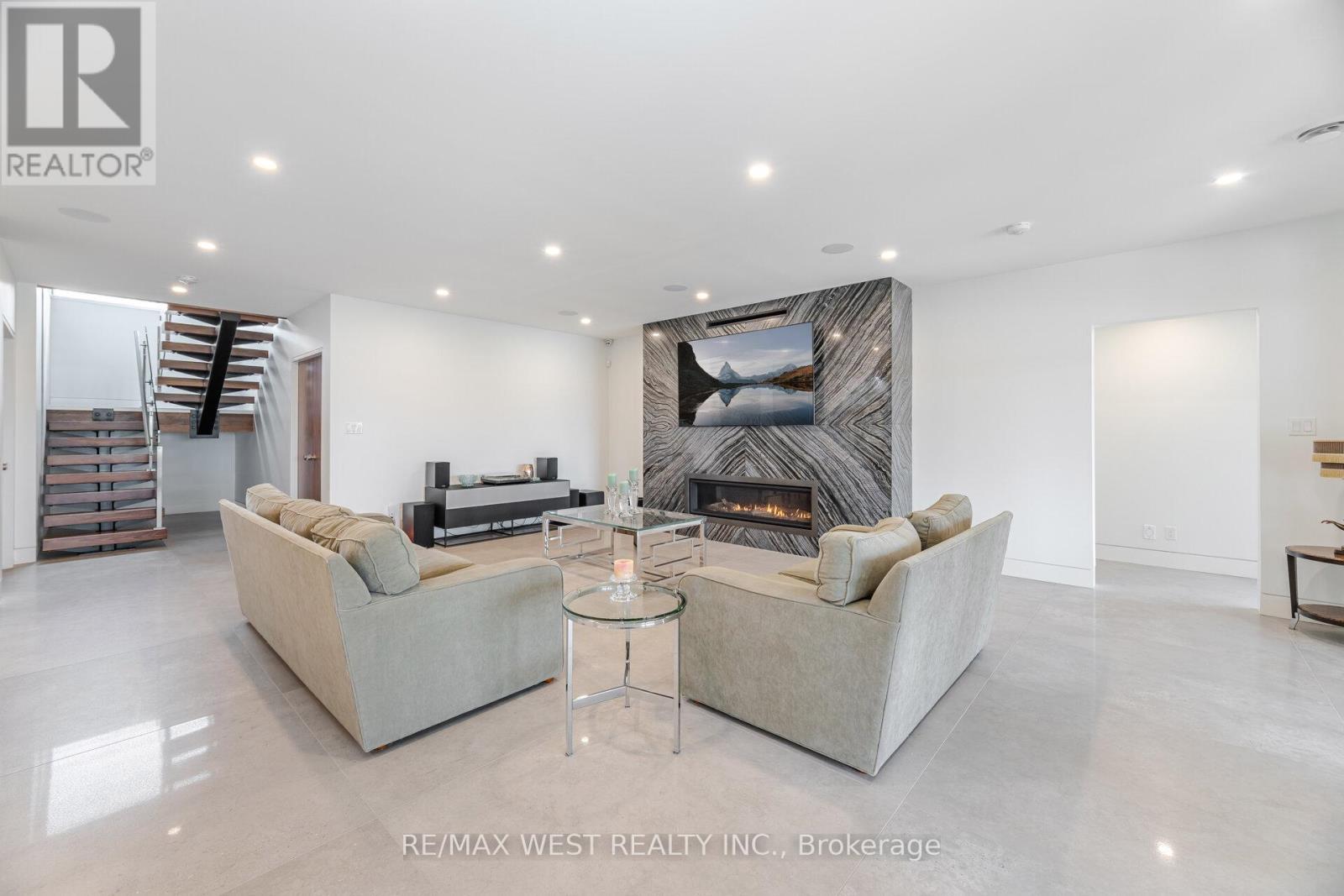 83 Navigation Drive, Prince Edward County, ON - Indoor With Fireplace