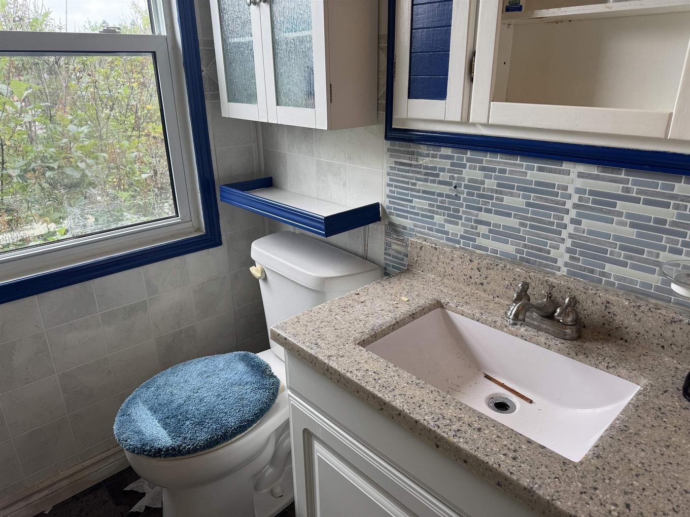 3 Ross Ave, Marathon, ON - Indoor Photo Showing Bathroom