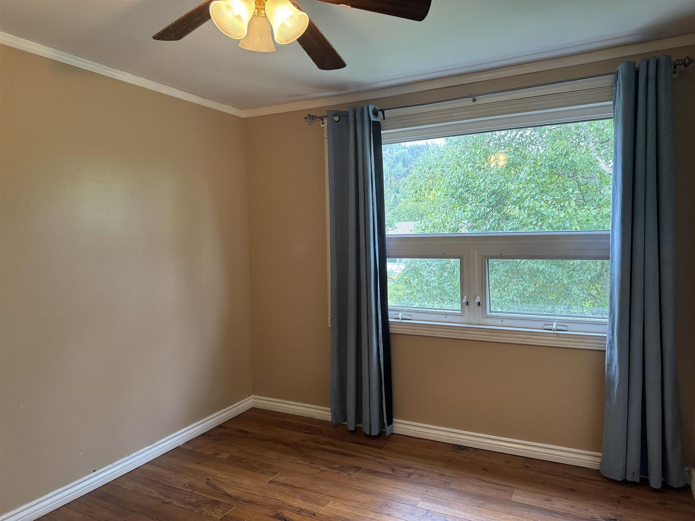 3 Ross Ave, Marathon, ON - Indoor Photo Showing Other Room