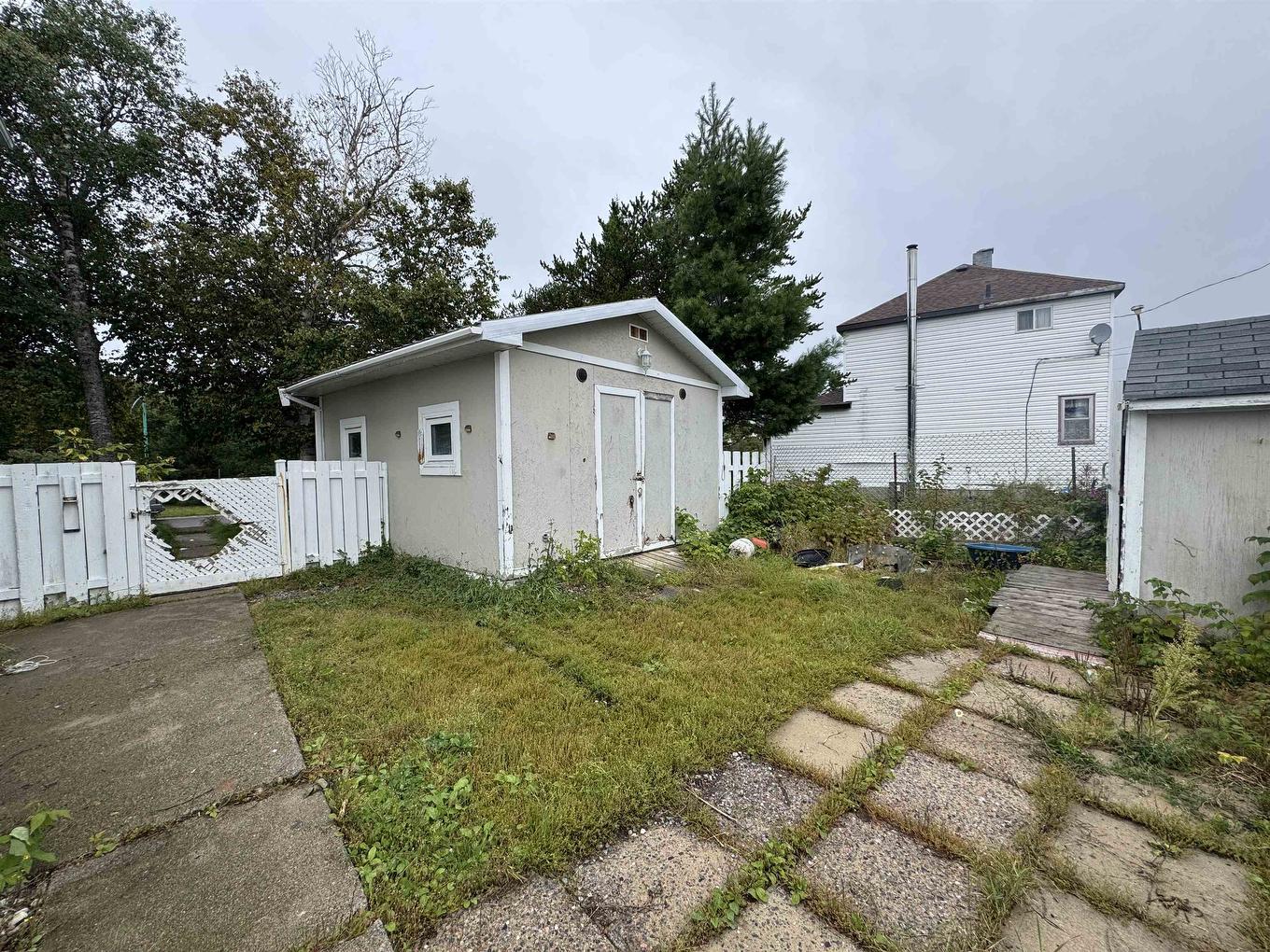 3 Ross Ave, Marathon, ON - Outdoor With Exterior