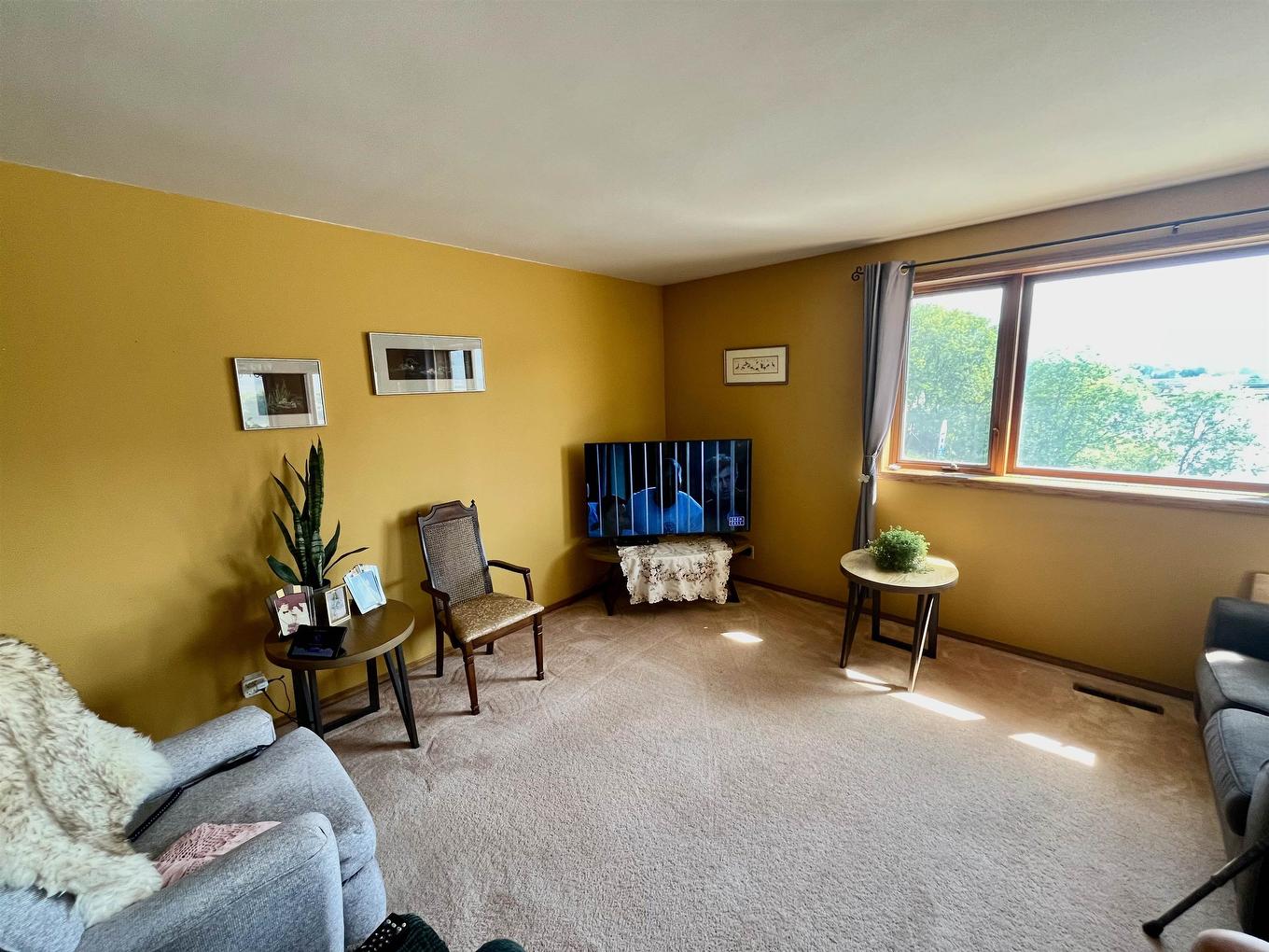 3 King Street, Dryden, ON - Indoor