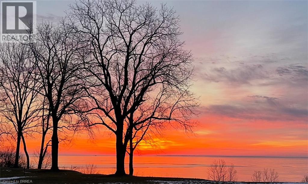 17 Black Walnut Drive Unit# 32, Port Rowan, ON