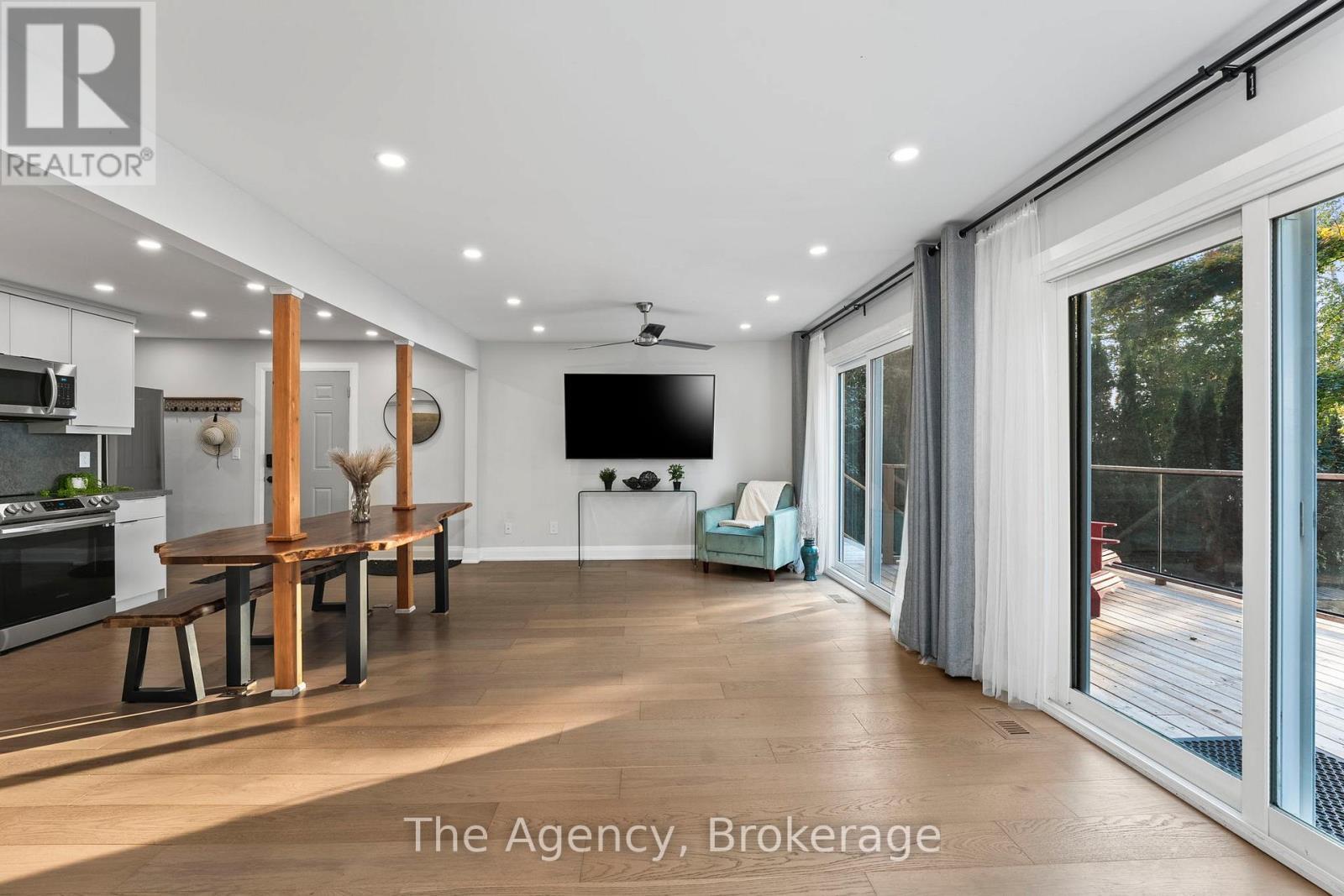 119 Campbell Beach Road, Kawartha Lakes (Carden), ON - Indoor