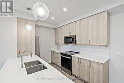 Great kitchen with lots of room -