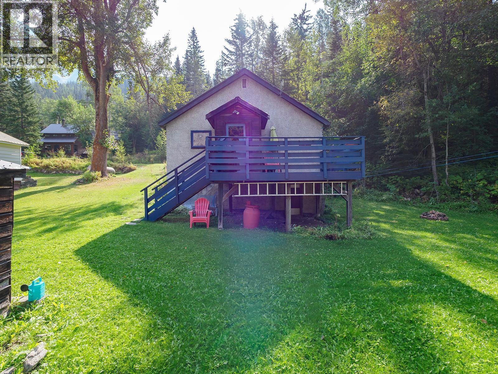 307 2Nd Avenue, Field, BC - Outdoor