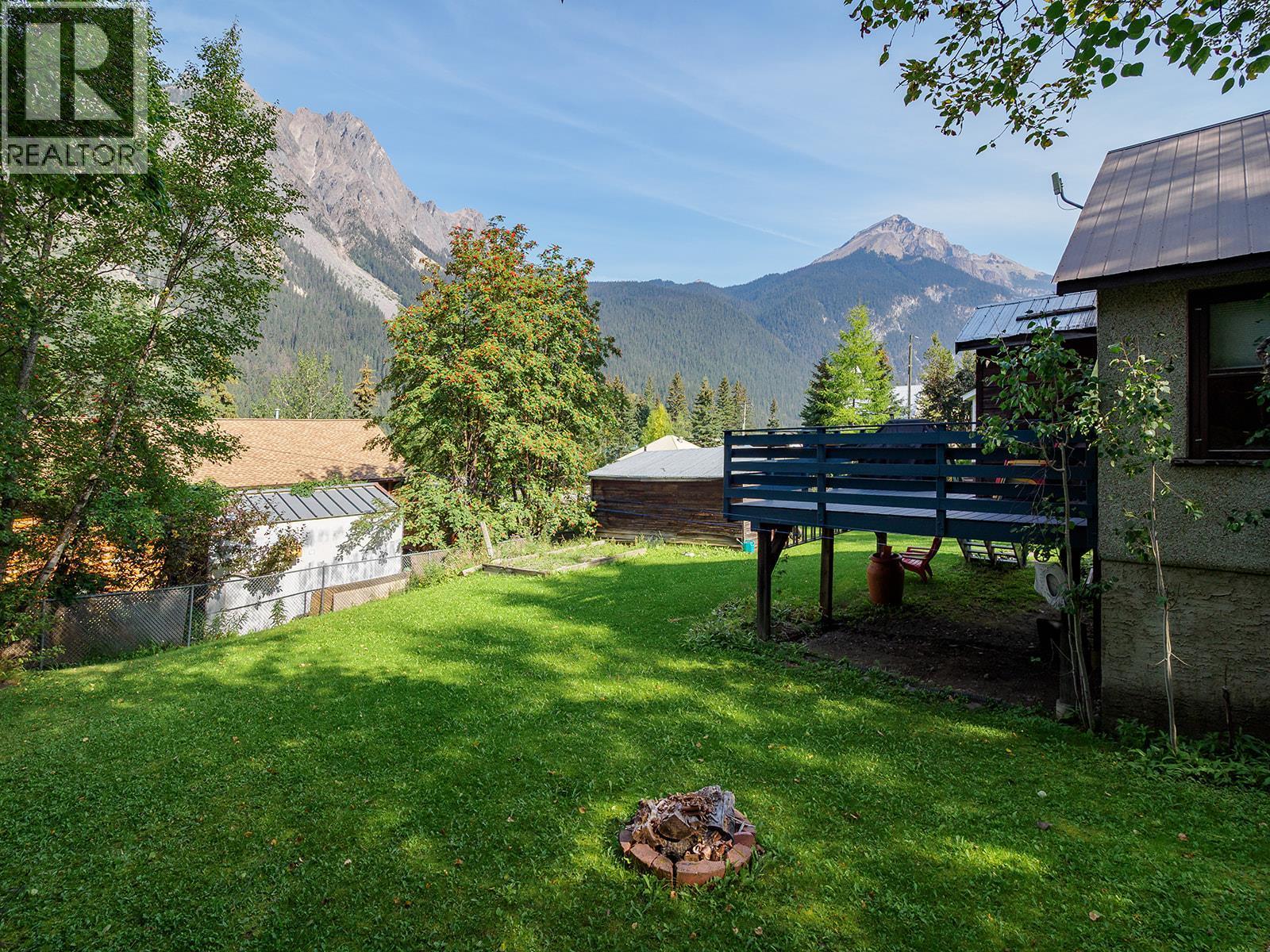 307 2Nd Avenue, Field, BC - Outdoor