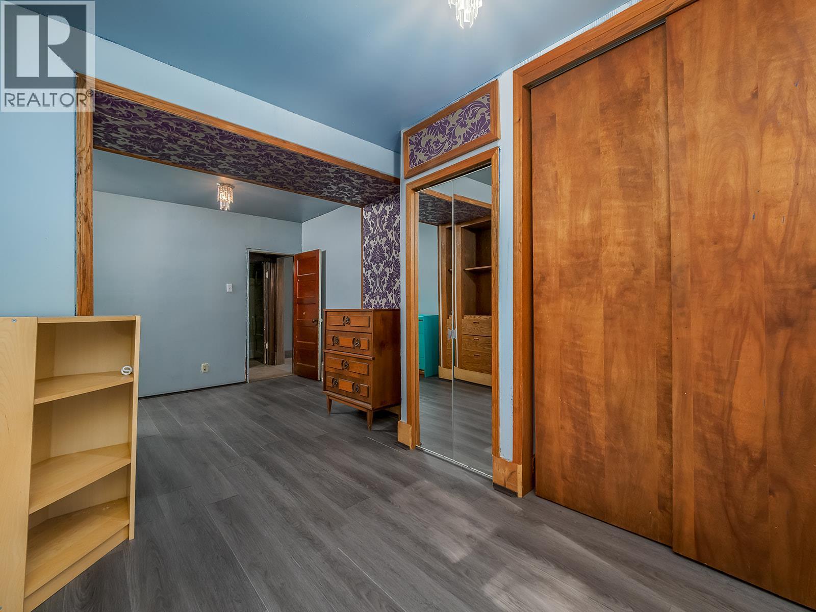 307 2Nd Avenue, Field, BC - Indoor