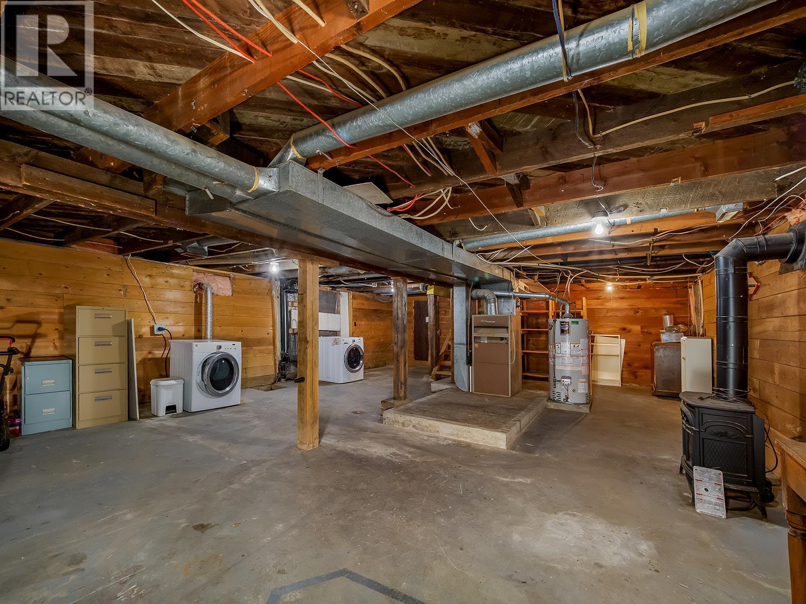 basement - 307 2Nd Avenue, Field, BC - Indoor Photo Showing Basement