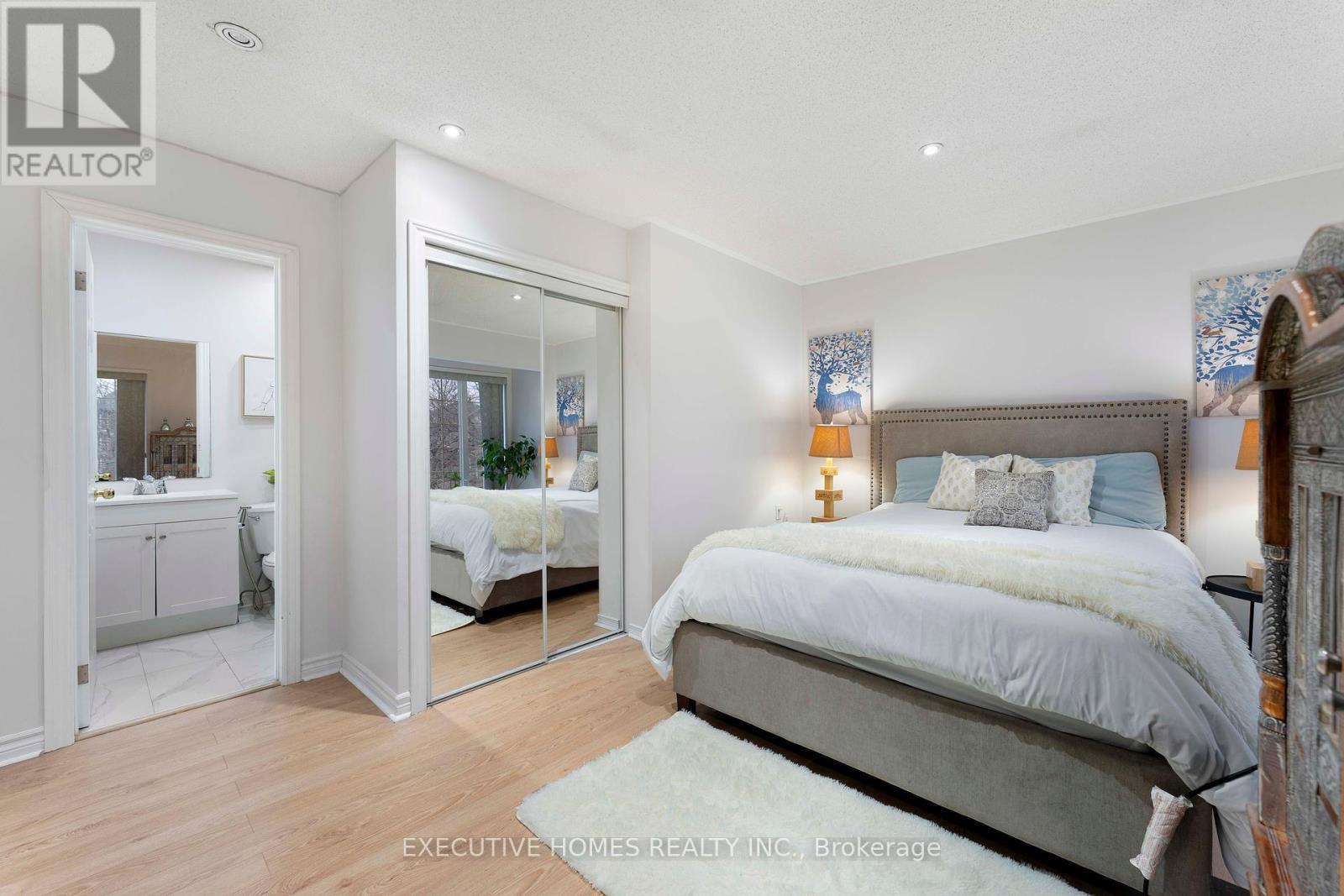 44 Pebblestone Circle, Brampton, ON - Indoor Photo Showing Bedroom