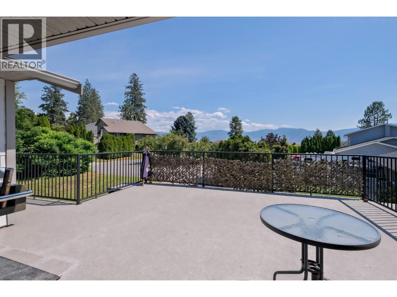 2284 Westville Place, West Kelowna, BC - Outdoor