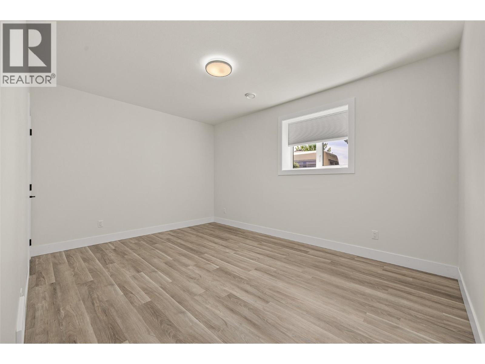 162 Echo Ridge Drive, Kelowna, BC - Indoor Photo Showing Other Room