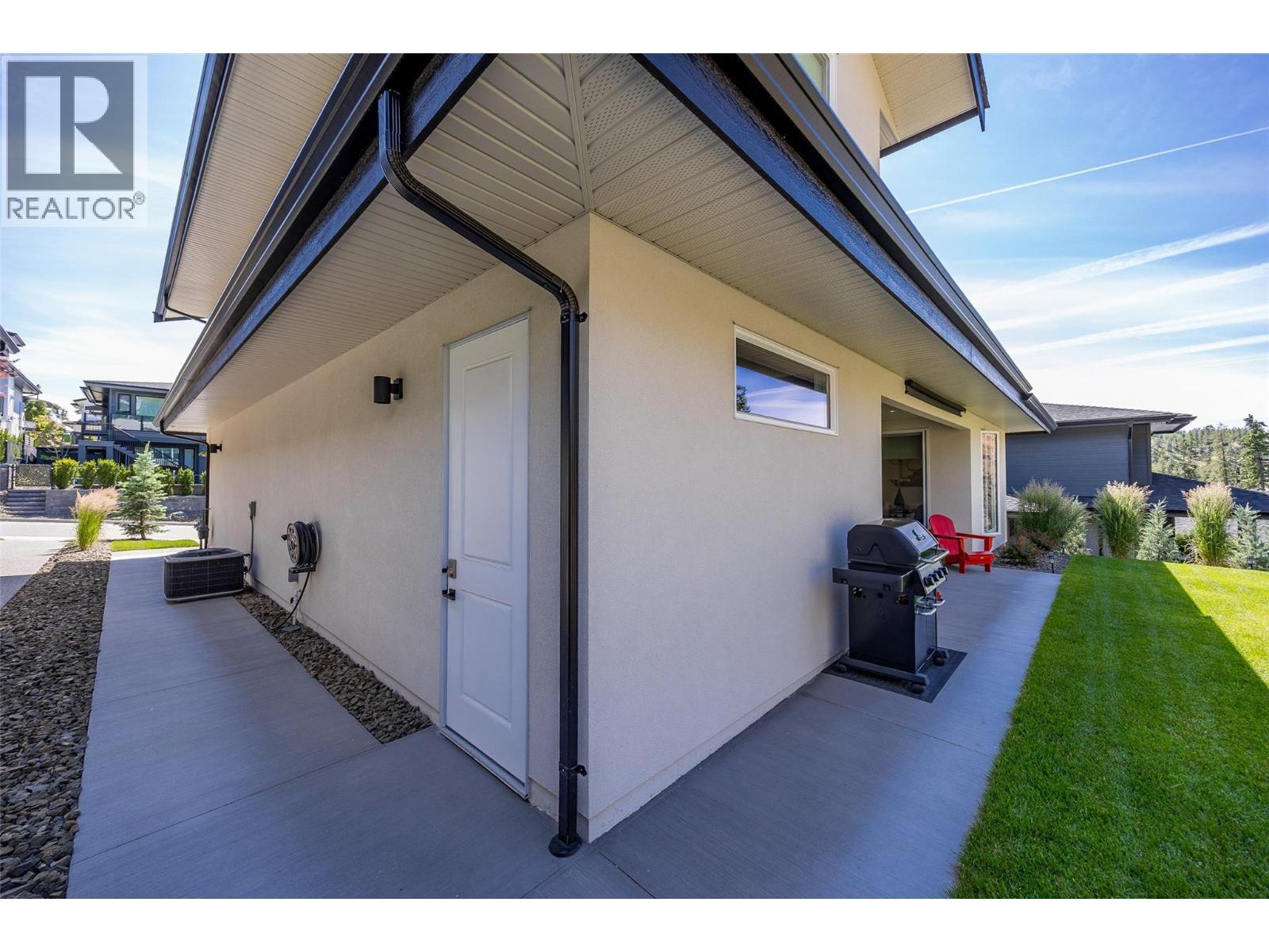 Legal Suite - 162 Echo Ridge Drive, Kelowna, BC - Outdoor With Exterior