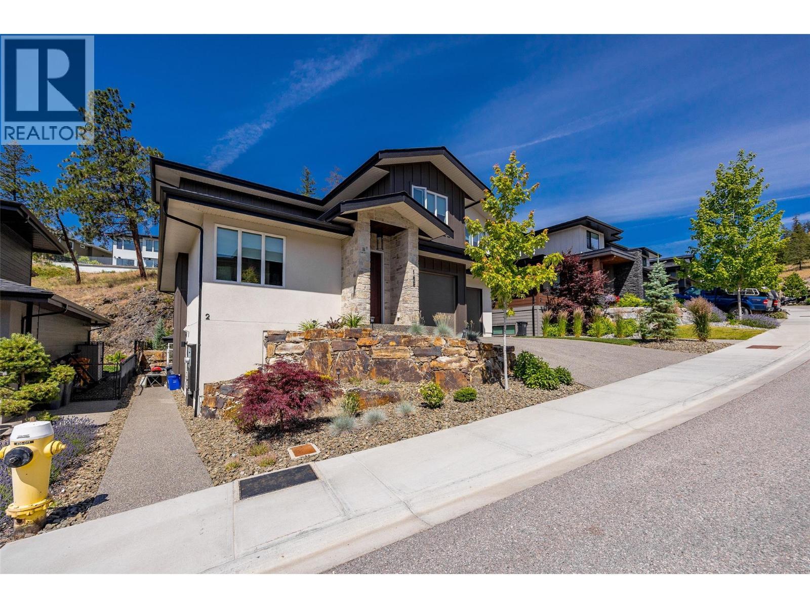 162 Echo Ridge Drive, Kelowna, BC - Outdoor With Facade