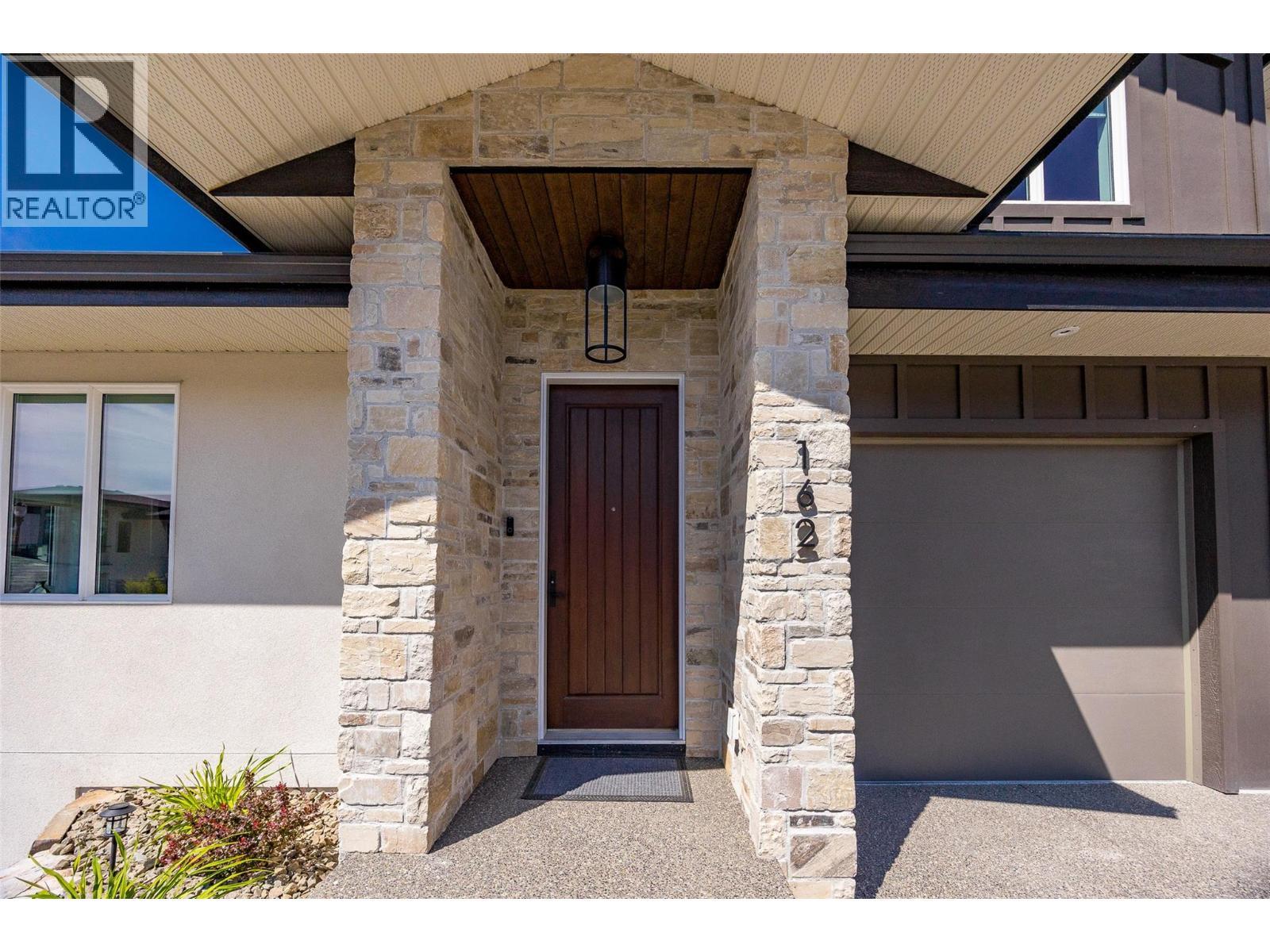 162 Echo Ridge Drive, Kelowna, BC - Outdoor