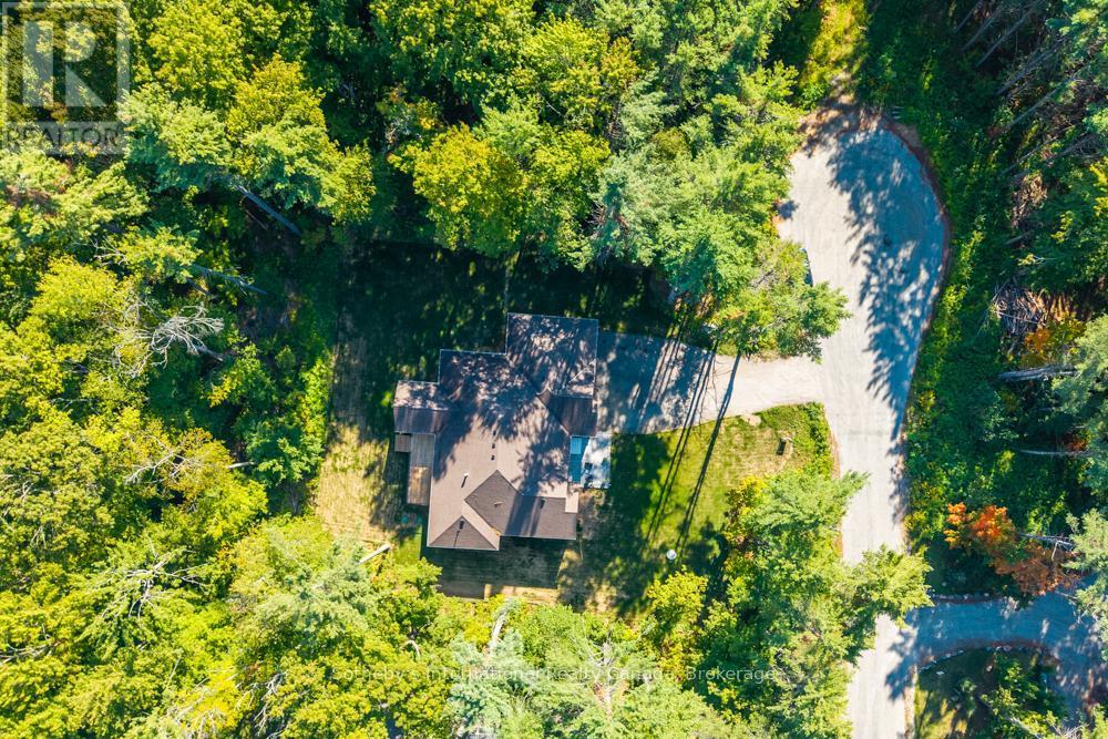 1030 Xavier Street, Gravenhurst (Morrison), ON - Outdoor