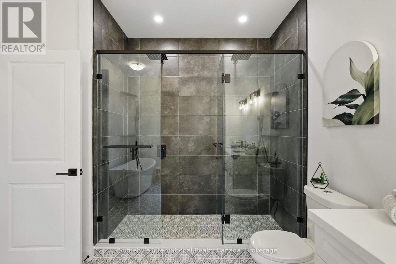 1030 Xavier Street, Gravenhurst (Morrison), ON - Indoor Photo Showing Bathroom