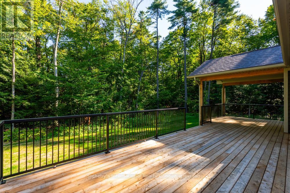 1030 Xavier Street, Gravenhurst (Morrison), ON - Outdoor With Deck Patio Veranda