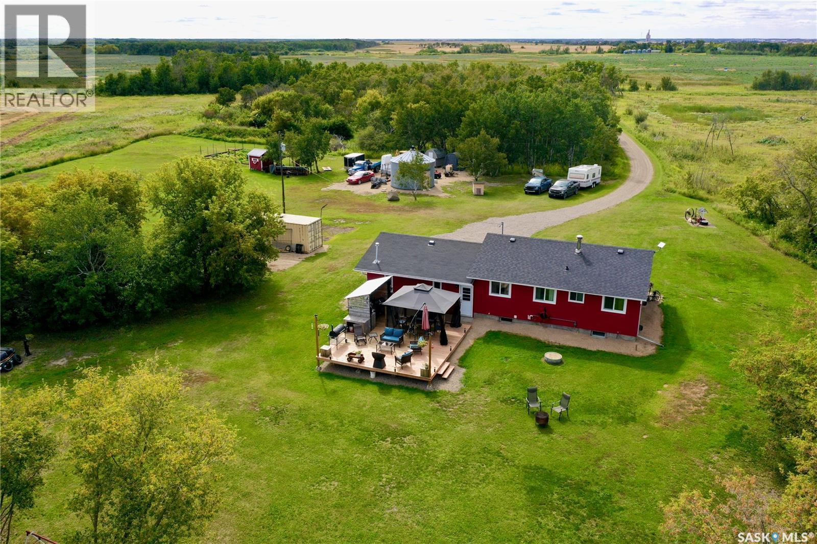 Prairie Crest Acres - Rm Of Cana, Cana Rm No. 214, SK - Outdoor With View