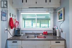 SEPARATE SINK COUNTER -