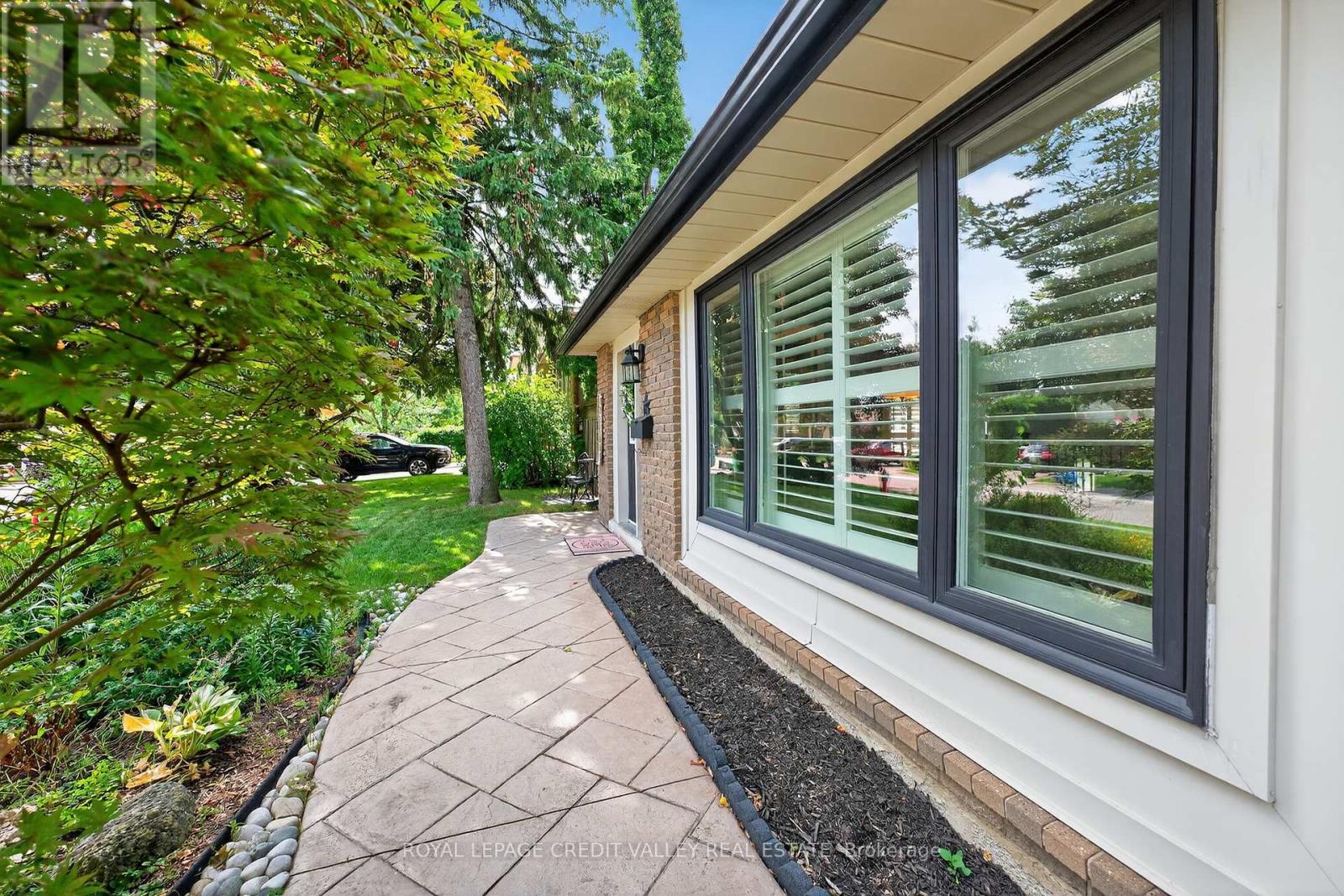 24 Willis Drive, Brampton, ON - Outdoor With Deck Patio Veranda