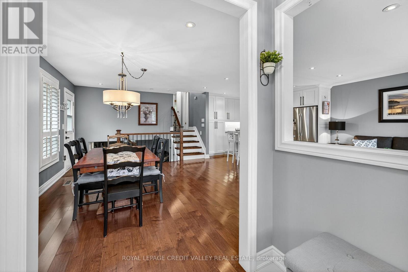 24 Willis Drive, Brampton, ON - Indoor Photo Showing Dining Room