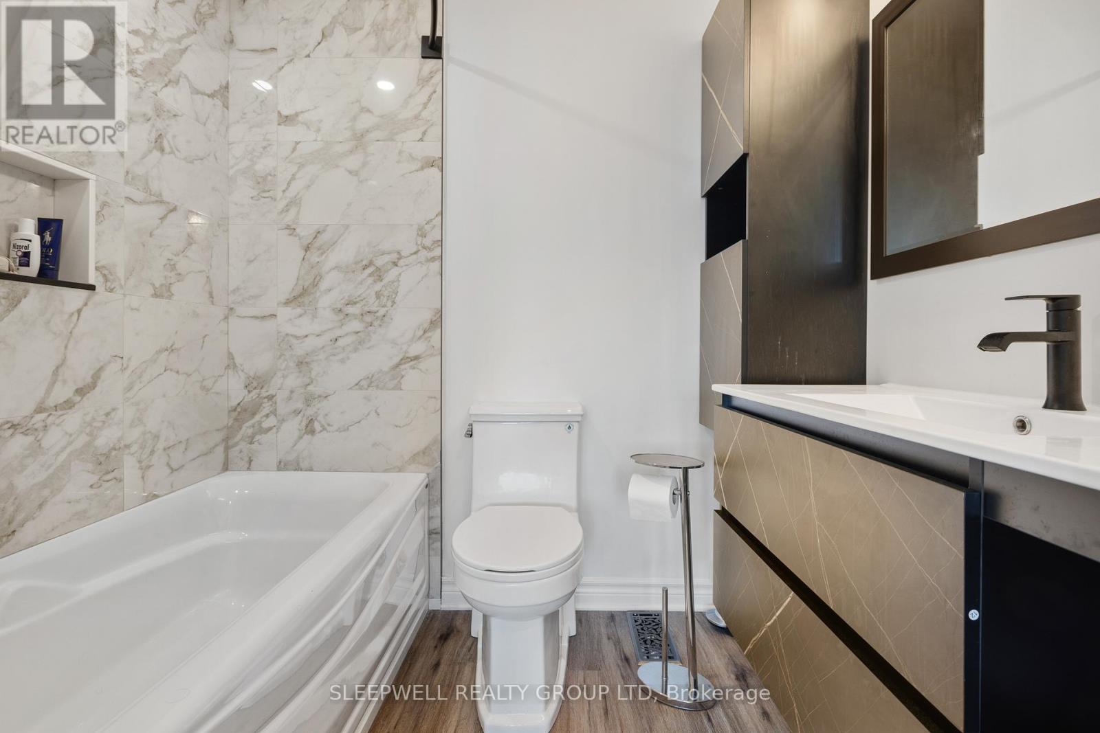 1545 Prince Of Wales Drive, Ottawa, ON - Indoor Photo Showing Bathroom