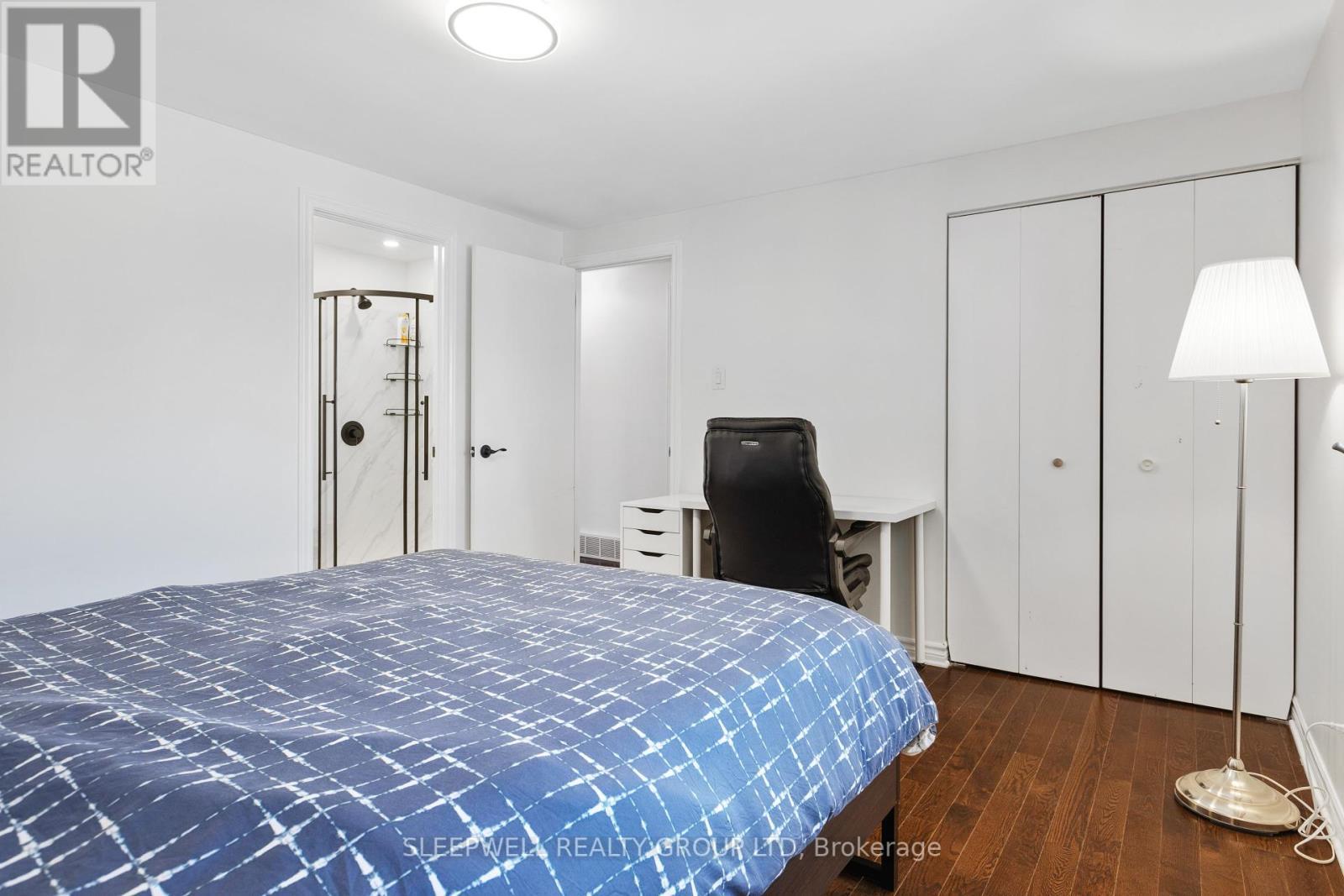 1545 Prince Of Wales Drive, Ottawa, ON - Indoor Photo Showing Bedroom