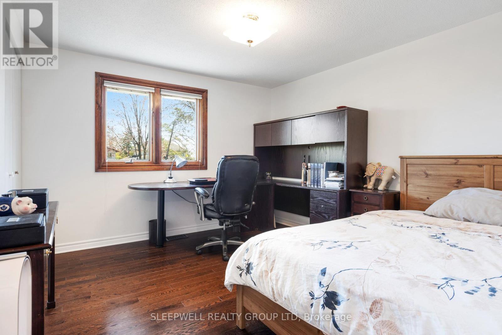 1545 Prince Of Wales Drive, Ottawa, ON - Indoor Photo Showing Bedroom