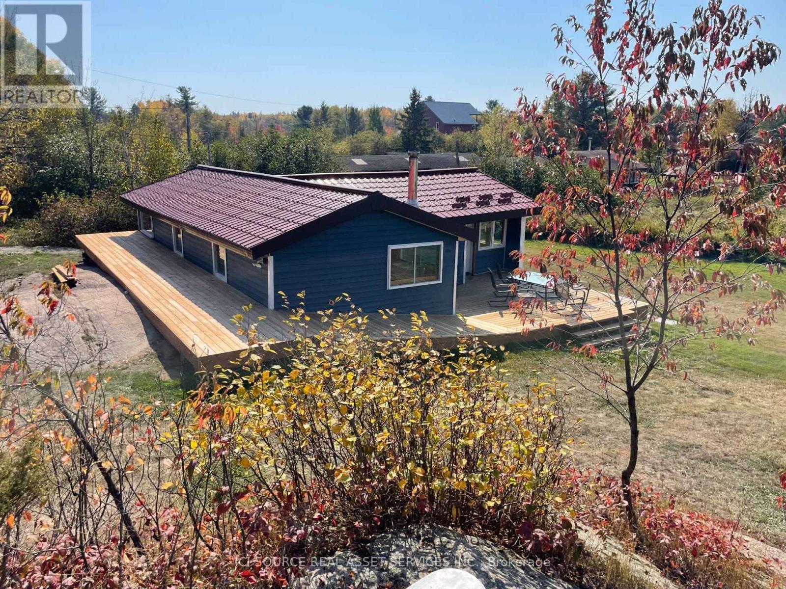 596C Ham Lake Road E, Killarney, ON - Outdoor