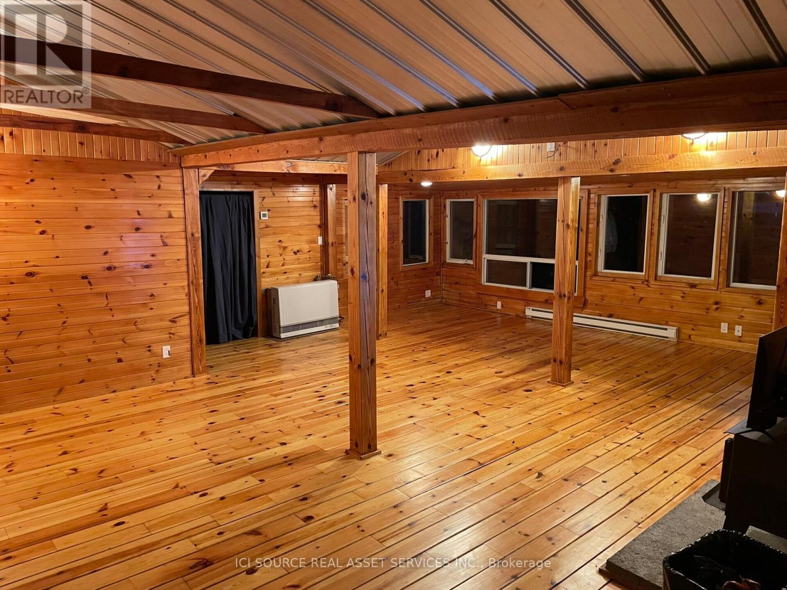 596C Ham Lake Road E, Killarney, ON - Photo Showing Other Room