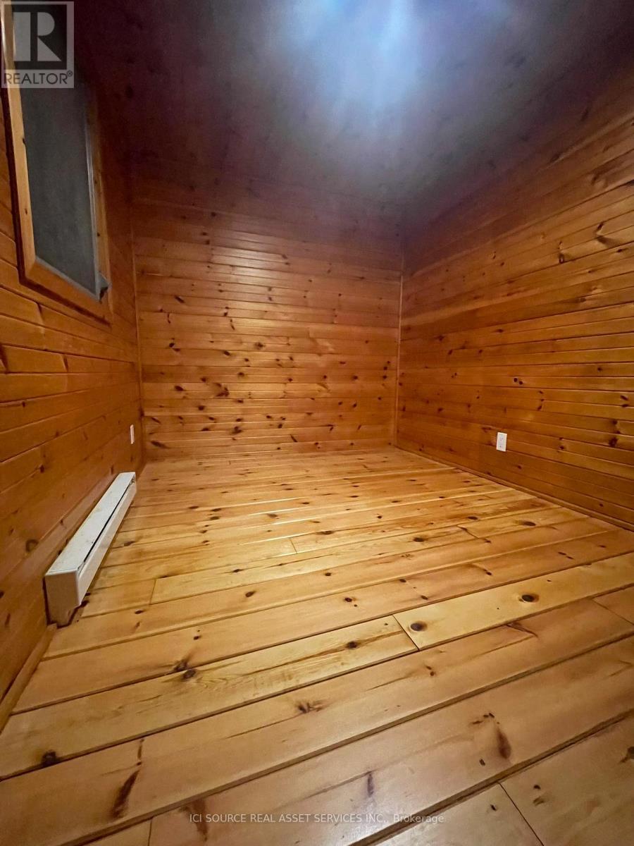 596C Ham Lake Road E, Killarney, ON - Indoor Photo Showing Other Room