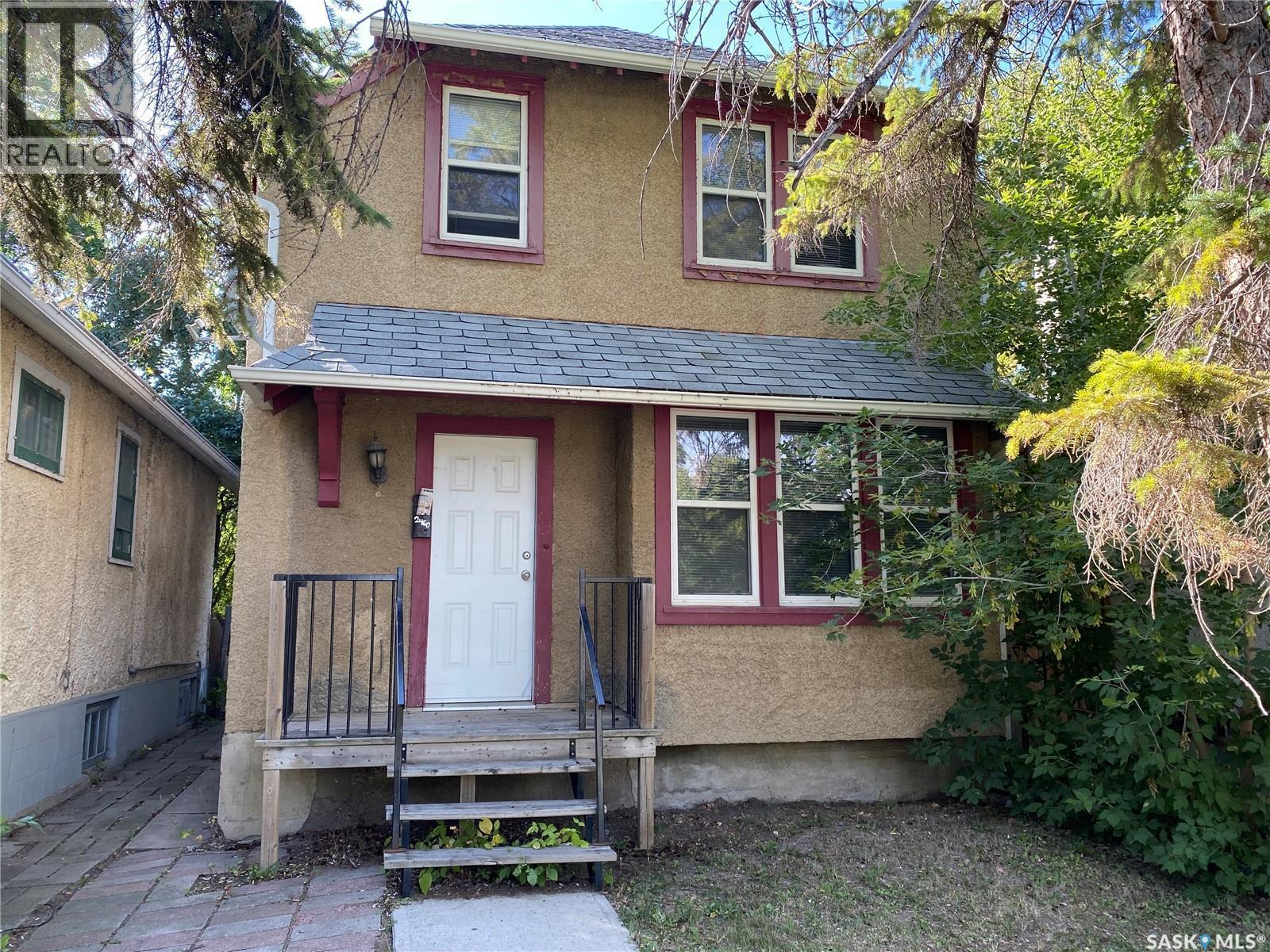 2460 Wallace Street, Regina, SK - Outdoor