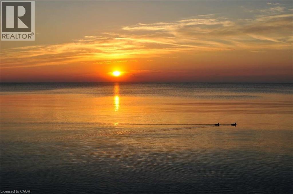 971 Beach Boulevard, Hamilton, ON