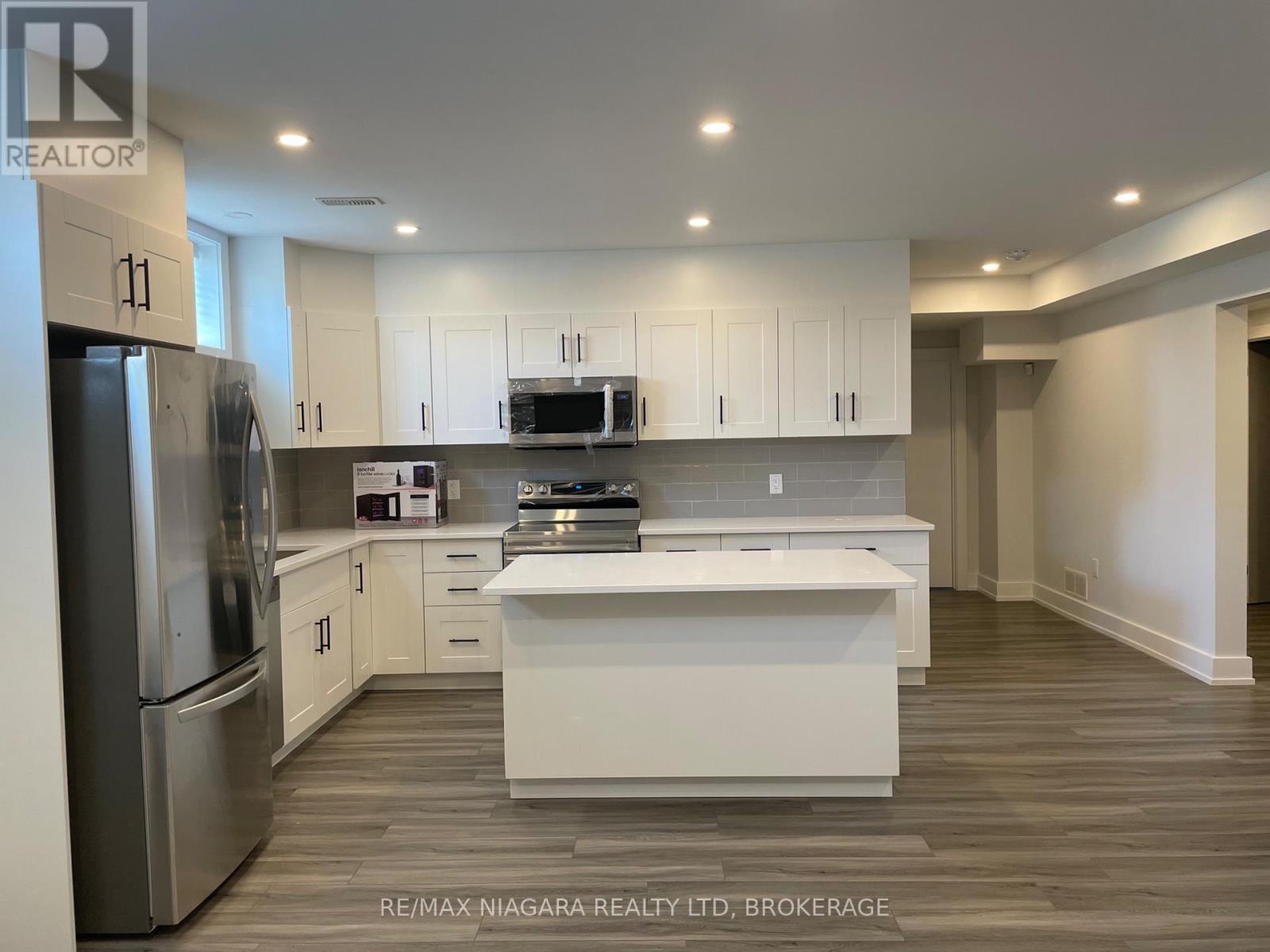 6484 Sam Iorfida Drive, Niagara Falls (Oldfield), ON