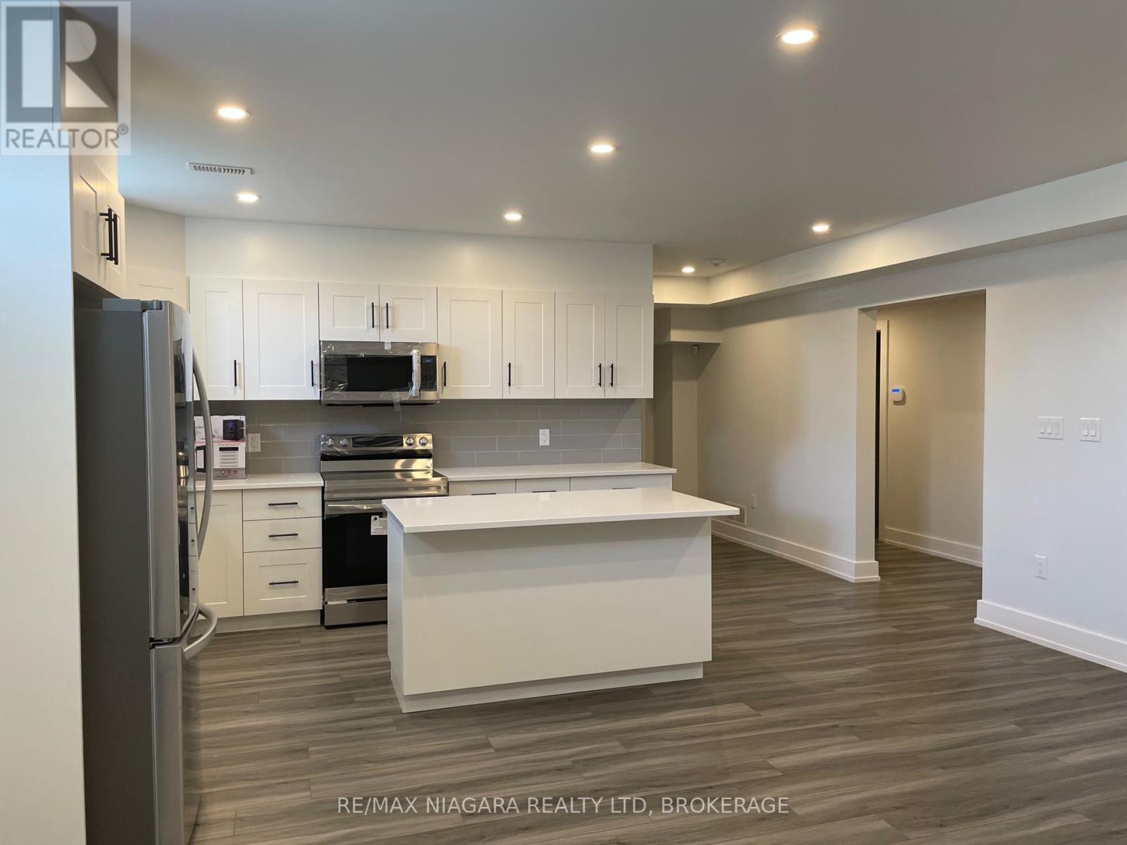 6484 Sam Iorfida Drive, Niagara Falls (Oldfield), ON