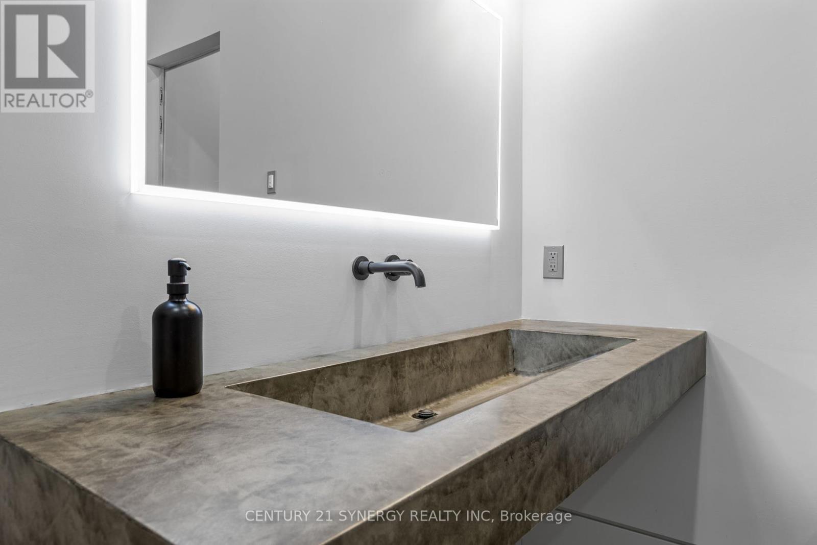 1840 Eady Road, Horton, ON - Indoor Photo Showing Bathroom