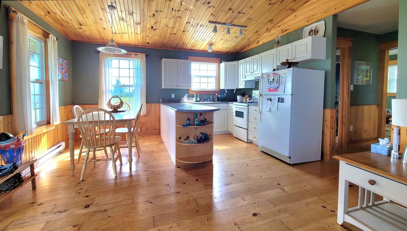 180 Julias Road, Midgell, PE