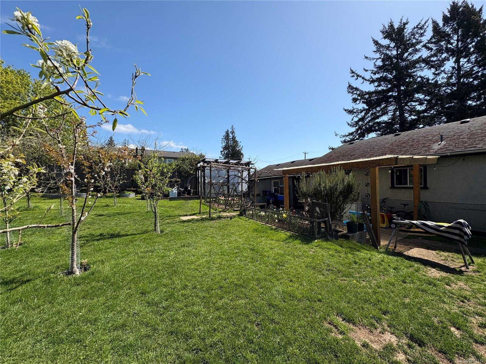 6716 Ayre Rd, Sooke, BC