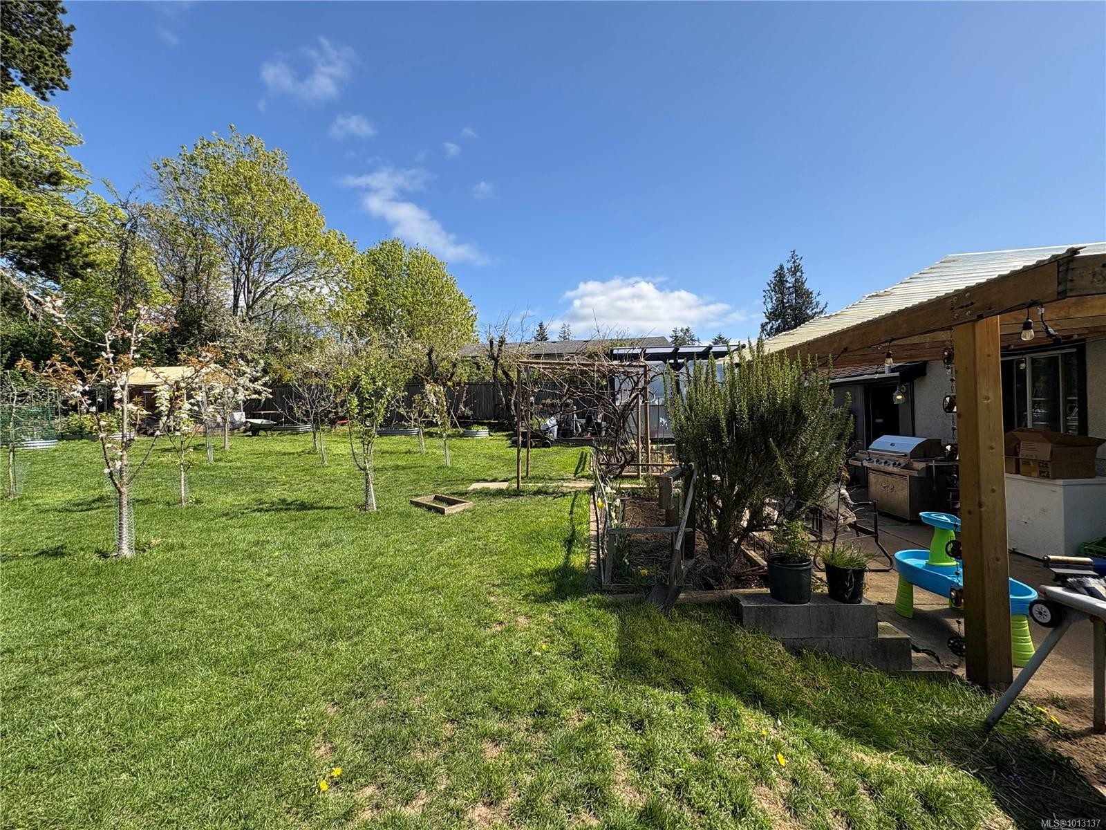 6716 Ayre Rd, Sooke, BC