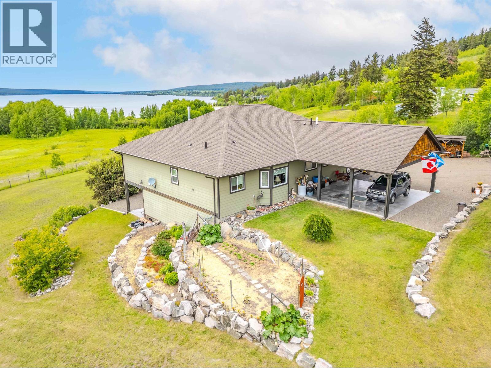 4162 Lac La Hache Station Road, Lac La Hache, BC - Outdoor With View