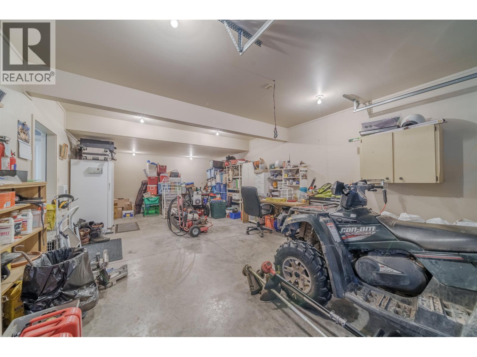 4162 Lac La Hache Station Road, Lac La Hache, BC - Indoor Photo Showing Garage