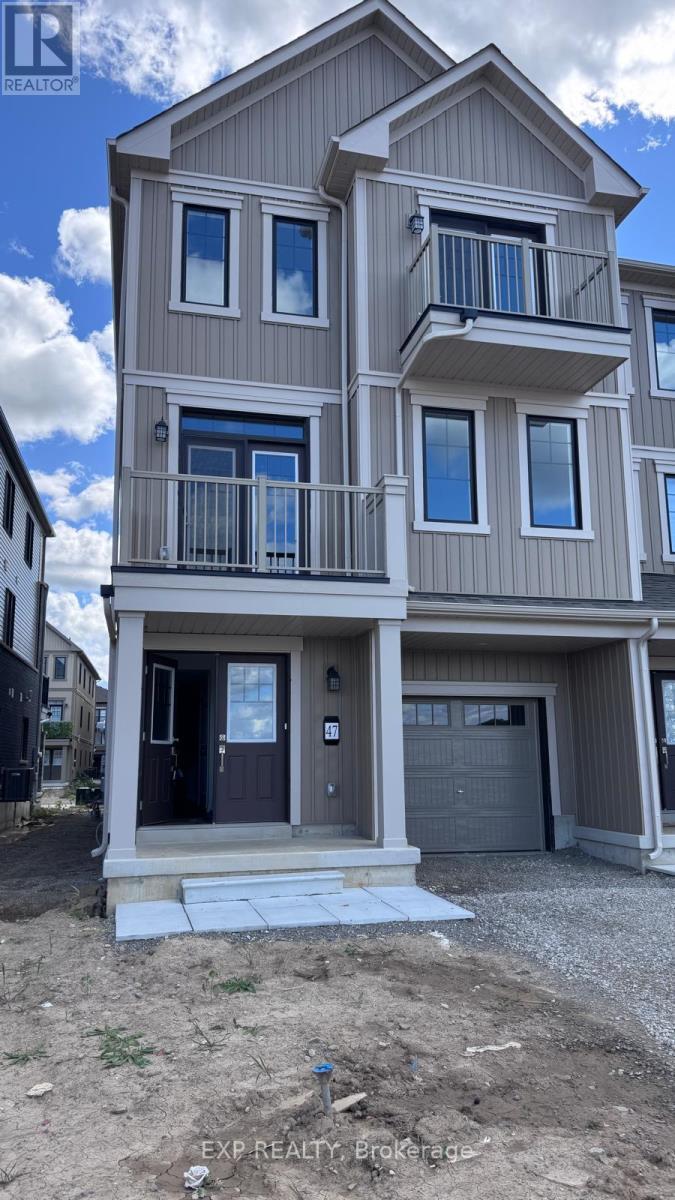 47 Stanley Ave Crescent, Haldimand, ON - Outdoor With Balcony With Facade