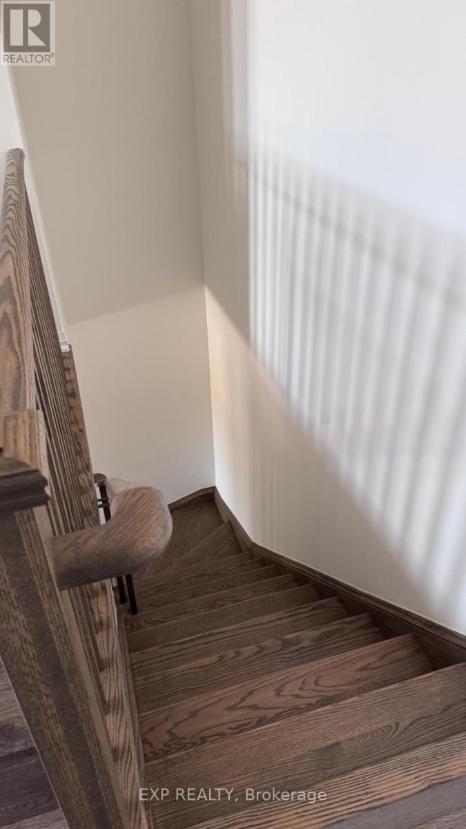 47 Stanley Ave Crescent, Haldimand, ON - Indoor Photo Showing Other Room