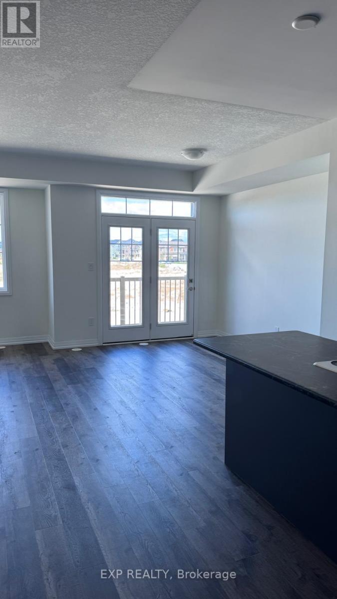 47 Stanley Ave Crescent, Haldimand, ON - Indoor Photo Showing Other Room